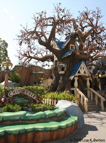 File:Chip dale treehouse.jpg