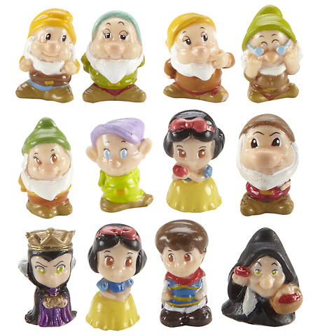 File:2011SquinkiesSet.jpg