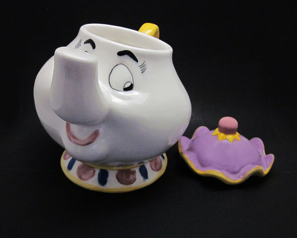 File:TreasureCraftMrsPottsCookieJar.jpg