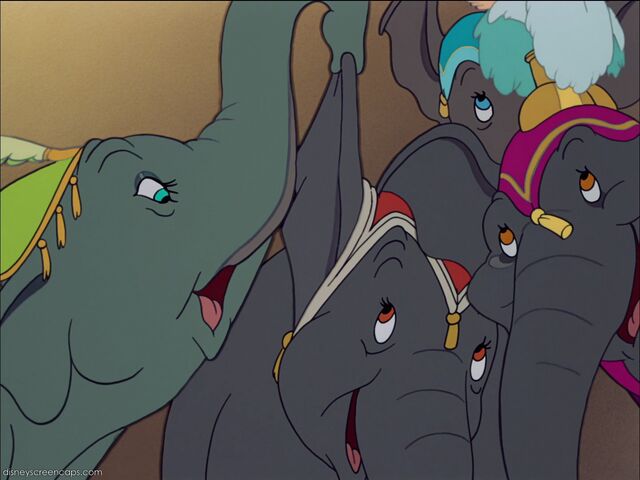 File:Dumbo-disneyscreencaps com-2146.jpg