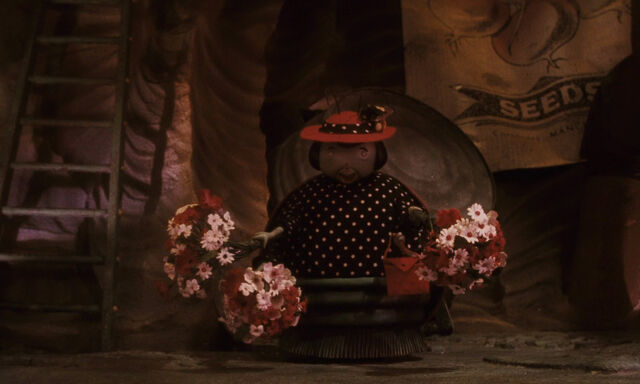 File:James-giant-peach-disneyscreencaps.com-2666.jpg
