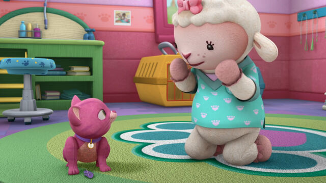 File:Lambie and whispers.jpg