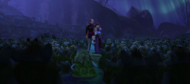 File:Pabbie Frozen3.jpg