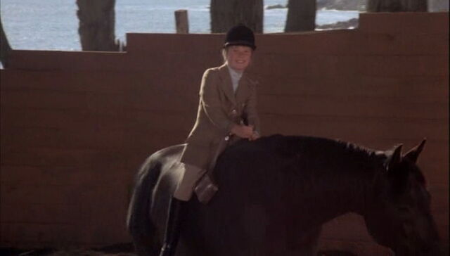 File:Escape-to-witch-mountain-disneyscreencaps.com-2937.jpg