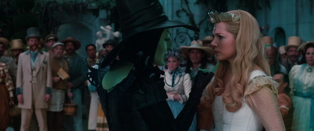 File:Oz-great-powerful-disneyscreencaps.com-9939.jpg