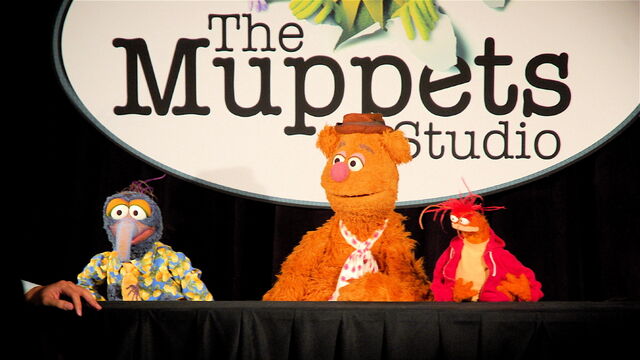 File:Meetup3b.jpg