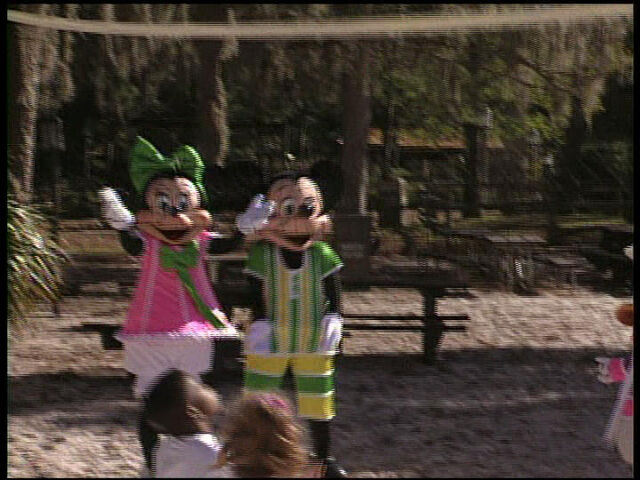 File:MickeyandMinnieatRiverCountry.jpg