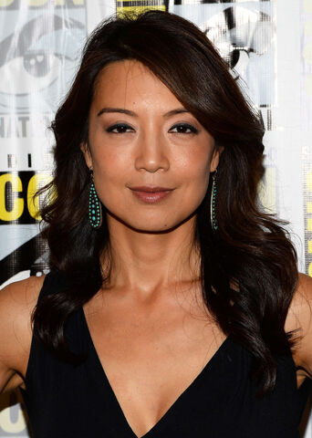 File:Ming-Na-Wen---Comic-Con-2013--04.jpg