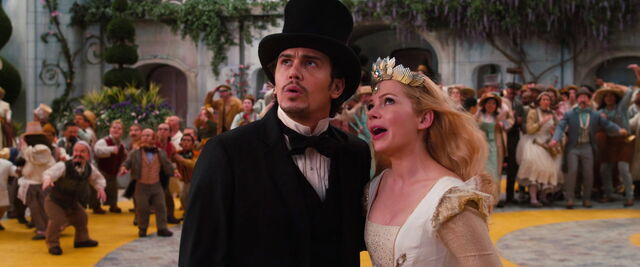 File:Oz-great-powerful-disneyscreencaps.com-9533.jpg