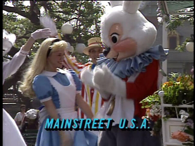 File:AliceandWhiteRabbit.jpg