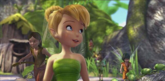 File:TinkRescue.jpg