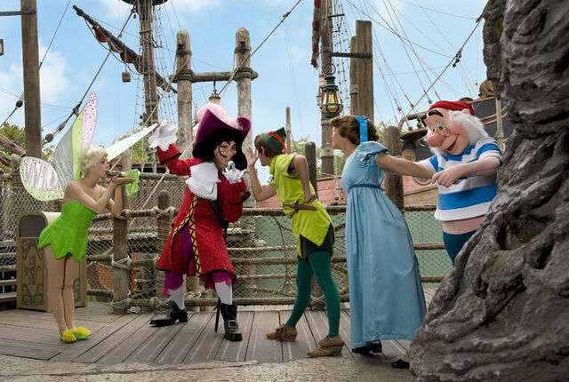 File:Peter-pan-Live.jpg