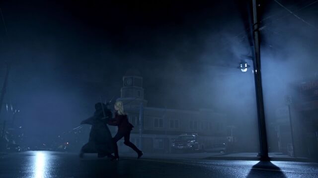 File:Once Upon a Time - 6x11 - Tougher Than the Rest - Emma Gideon Swordfight.jpg