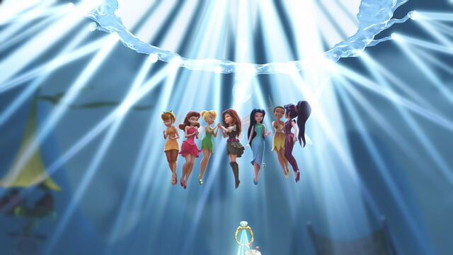 File:Pirate-fairy-disneyscreencaps.com-8097.jpg