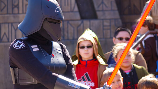 File:Seventh-Sister-in-Jedi-training-at-Hollywood-Studios-1.jpg