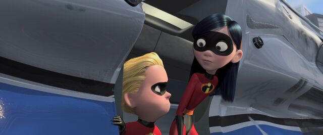 File:Incredibles-disneyscreencaps.com-11540.jpg