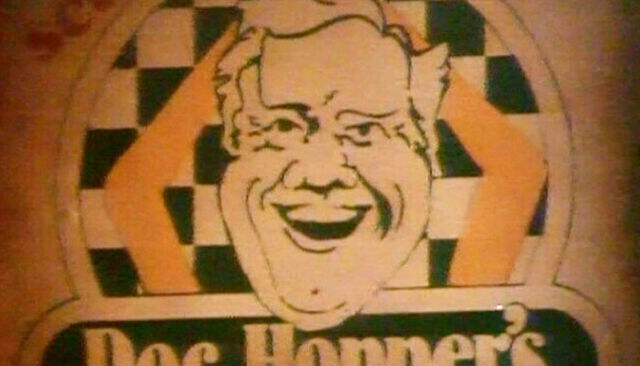 File:Doc Hopper's sign.jpg
