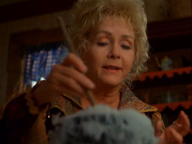 File:Halloweentown-disneyscreencaps.com-3652.jpg