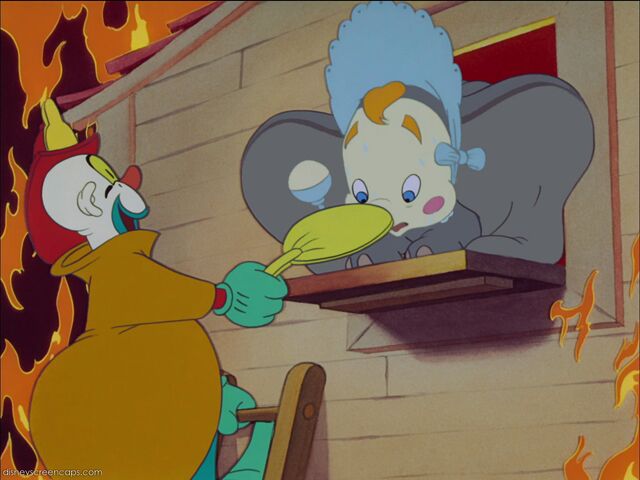 File:Dumbo-disneyscreencaps com-3929.jpg