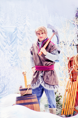 File:KristoffatDisneyparkondisplay.png