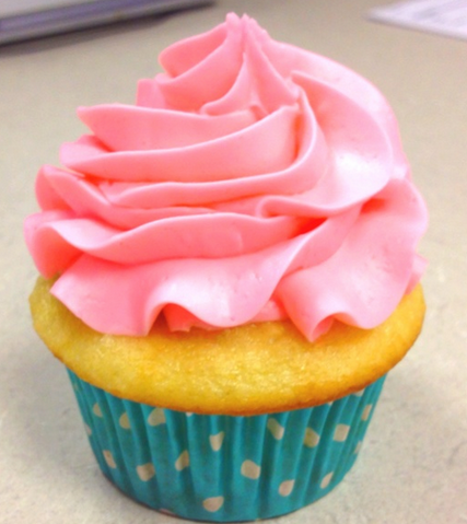 File:Cupcake...hehehe.png