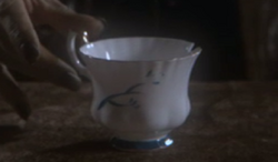 Chippedcup1.png