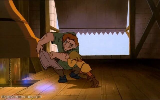 File:Hunch2-disneyscreencaps com-429.jpg