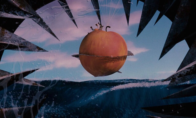 File:James-giant-peach-disneyscreencaps com-3915.jpg