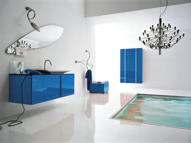 File:AvaMaddox'sBathroom.jpg
