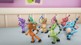 Lemurs dancing