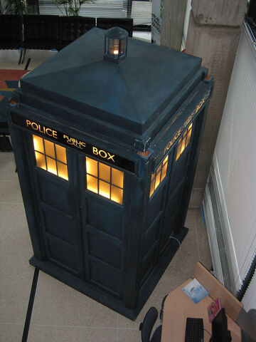 Ficheiro:TARDIS.jpg