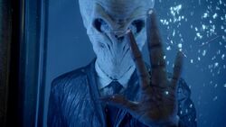 Doctor Who 6x13 - The Wedding Of River Song (Rus, Eng Subs) -BluRay 720p-.mkv snapshot 30.42 -2014.04.06 12.03.11-