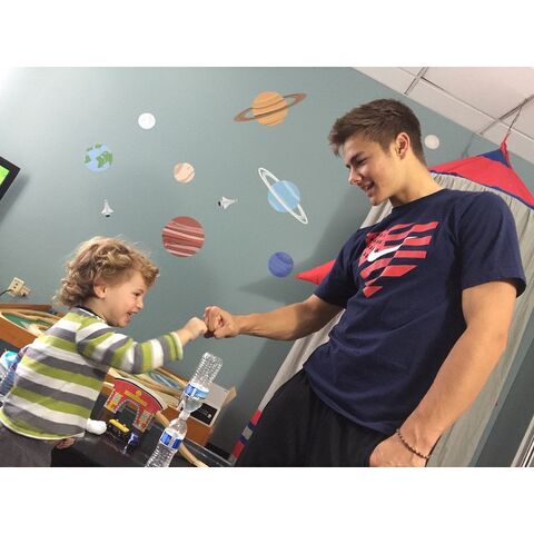 File:Peyton Meyer- 107350854982407036461781489518910 n.jpg