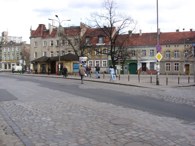 Plik:Ryneczek na Psim Polu.jpg