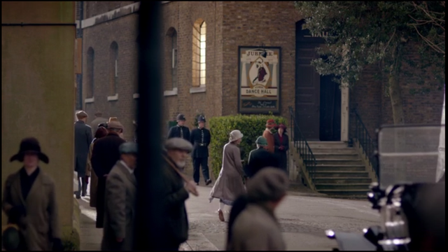 File:JubileeDanceHallS4E2.png