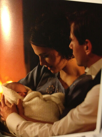 File:BABY-BRANSON-downton-abbey-32163406-500-667.jpg