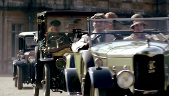 File:ThreeCrawleyVehicles.png