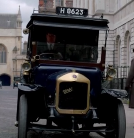 File:LondonUnicTaxi.png