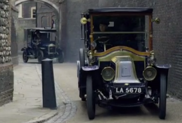 File:GranthamRenault2S1E6.png