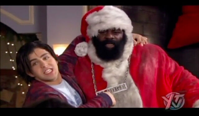 File:Merry-christmas-drake-and-josh-19.jpg