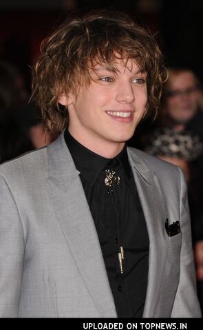 File:Jamie Campbell.jpg