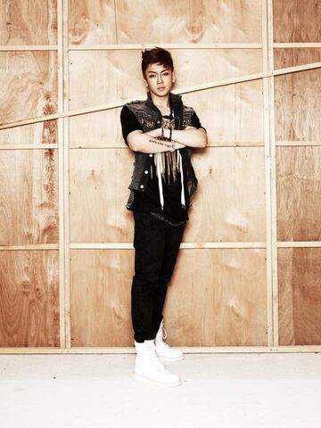 Archivo:Min Hoo-E15.jpg