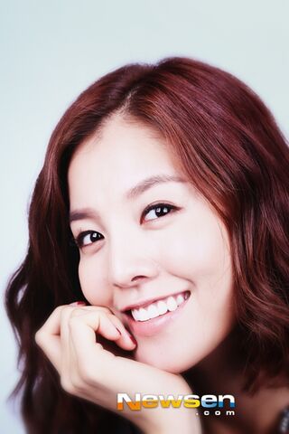 Archivo:Kim Sung Eun10.jpg