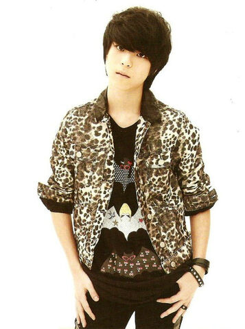 Archivo:Youngwon.jpg