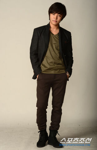 Archivo:Kim Jung Hoon20.jpg