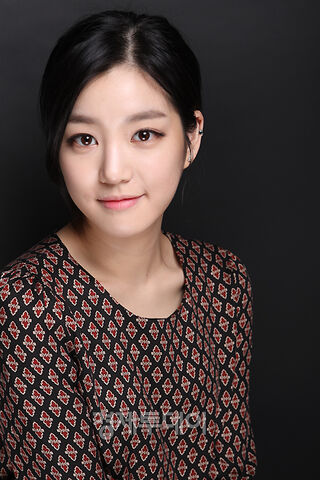 Archivo:Lee Yoo Bi24.jpg