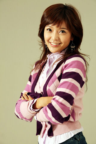 Archivo:Shim Min5.jpg