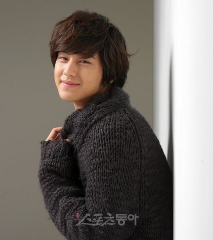 Archivo:Kim Bum 05.jpg