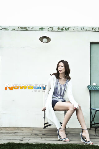 Archivo:Kim Hyo Jin21.jpg