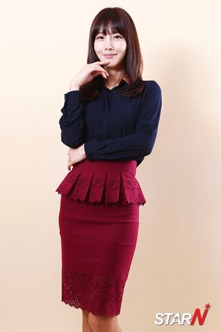 Archivo:Kim Hye Jin10.jpg